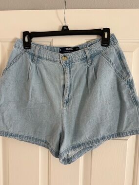Hollister Washed Light Blue High-Rise Jean Shorts